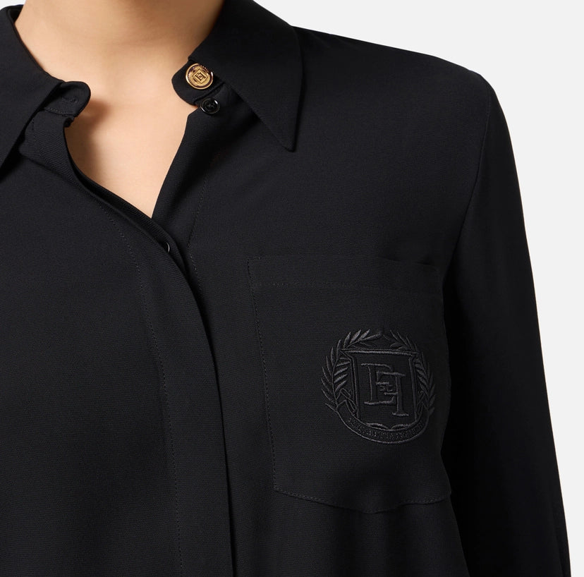 EF Camisa de georgette con parche del logotipo